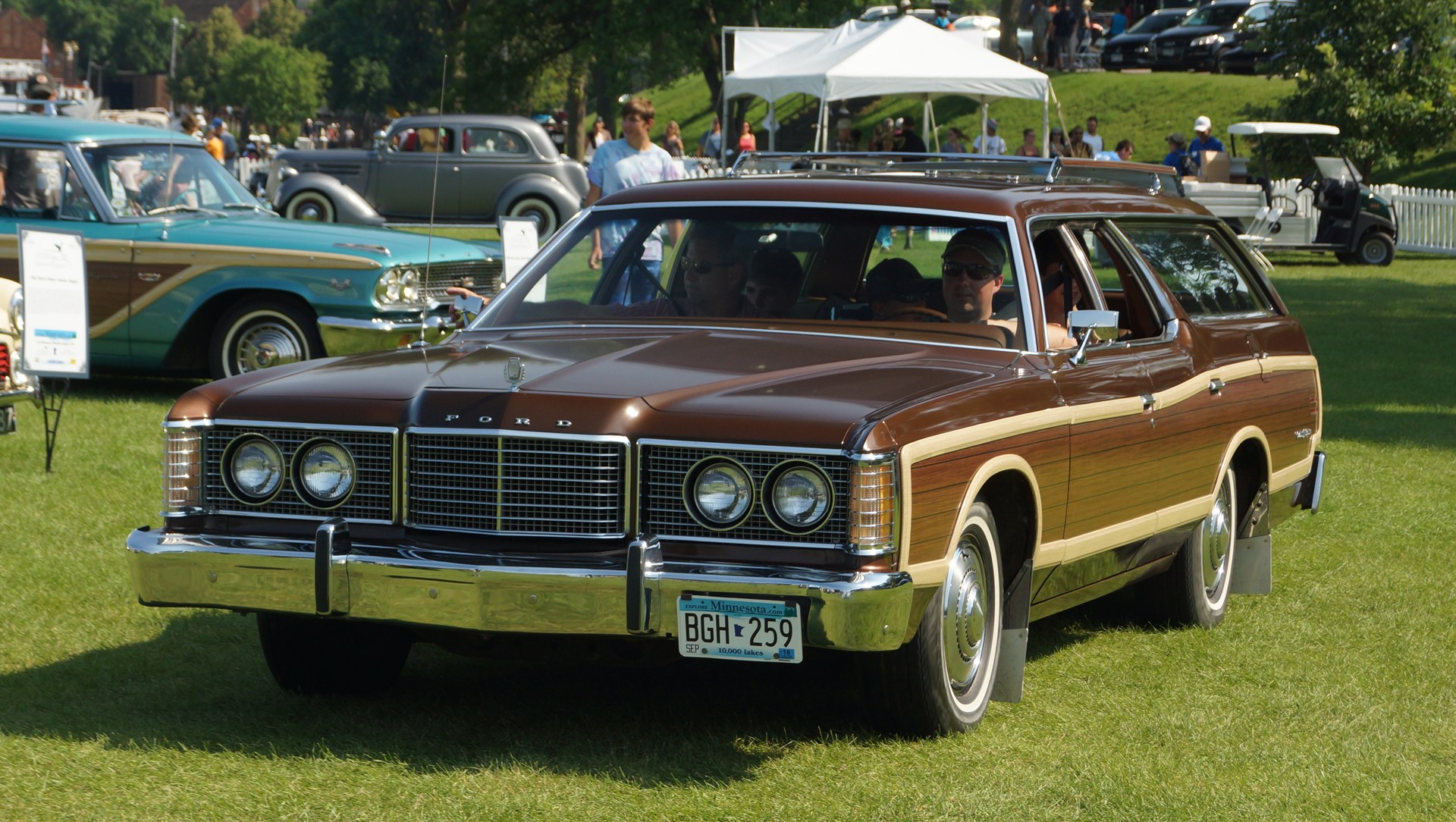 A 1974 Ford Country Squire at the 2018 10,000 Lakes Concours d’Elegance in Excelsior, Minnesota.