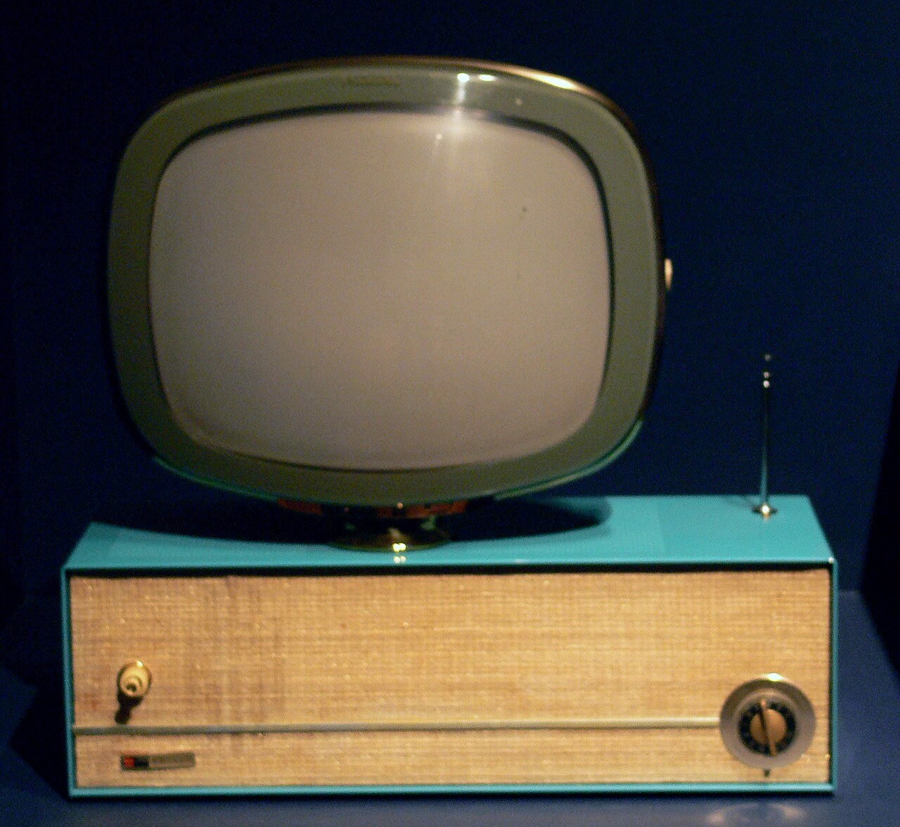 A Philco Predicta television, designed around 1958–1959, in the Dallas Museum of Art.